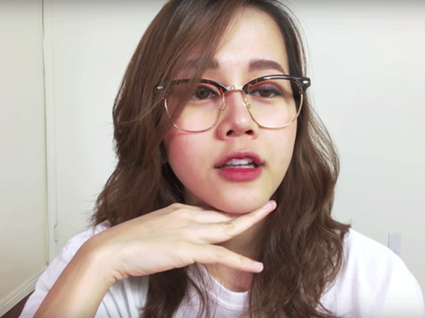 An Nguy làm vlog cho rằng không cần nói tiếng Anh chuẩn, thầy Dan Hauer bất ngờ để lại bình luận