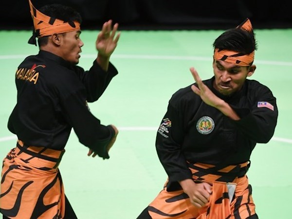 Malaysia lần đầu lên tiếng sau hàng loạt tố cáo dùng "trò bẩn"