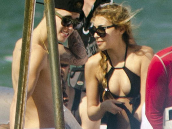 Nhân viên y tế bị sa thải vì tố Justin Bieber mắc bệnh tình dục