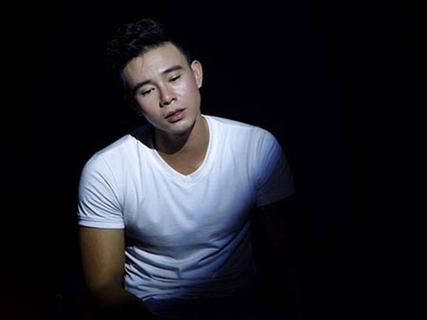 Quốc Trung kêu gọi đồng nghiệp giúp Đông Hùng kiếm tiền trả nợ cho mẹ
