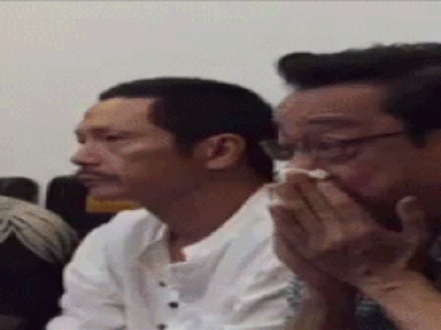 Clip: "Phan Quân" và "Lương Bổng" bật khóc khi xem tập cuối của "Người phán xử"