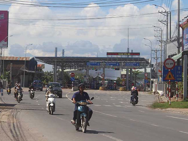 Thứ trưởng Bộ GTVT: Chỉ giảm giá, chưa dời trạm BOT ở miền Tây