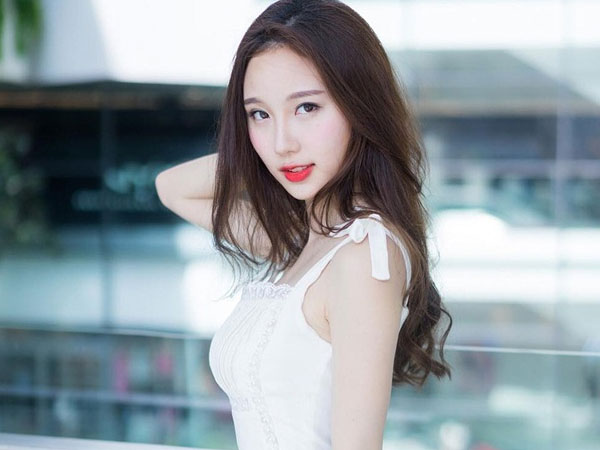 Cô gái đẹp như bông tuyết giữa "thiên đường chuyển giới" Thái Lan