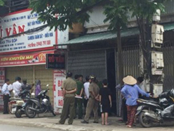 Người đàn ông tử vong bất thường cạnh giường ngủ với nhiều thương tích ở đầu