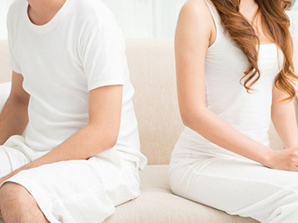 Quý ông bị rối loạn xuất tinh vì uống rượu thuốc để tăng "phong độ"