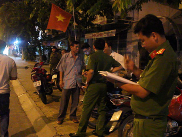 Ăn chia ma túy không đều, một người bị đâm chết