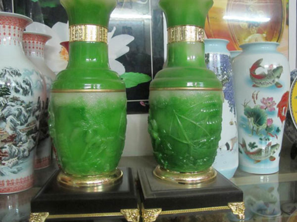 Cách đặt bình tài lộc "đúng chuẩn" trong nhà để của cải dồi dào, gia chủ bình an