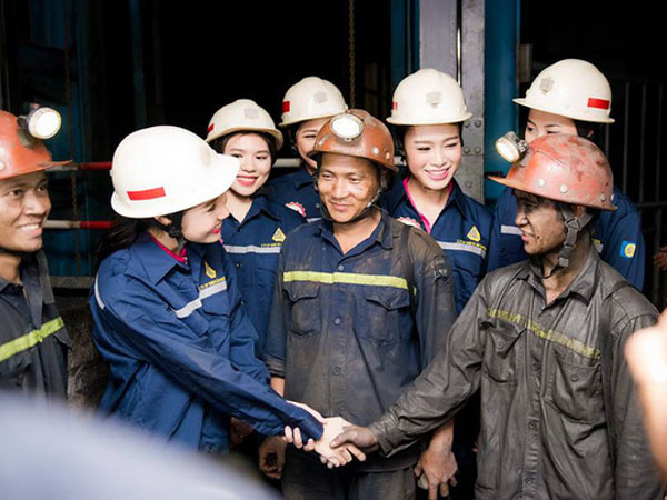 Hai "ông lớn" điện và than chịu ngồi lại để "giải cứu" than trong nước