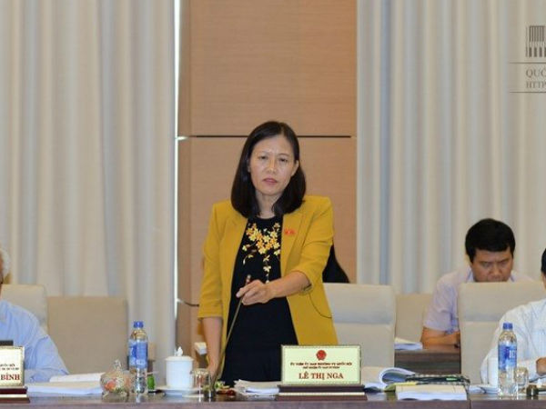Luật PCTN sửa đổi: Em chồng vẫn không phải là người thân