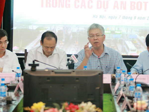 “Người nghèo đi xe máy nên không bị ảnh hưởng bởi trạm thu phí BOT”