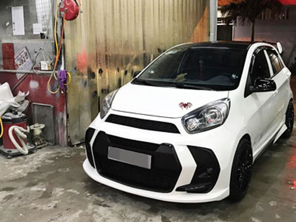 Thợ Việt "lột xác" Kia Morning phong cách lạ