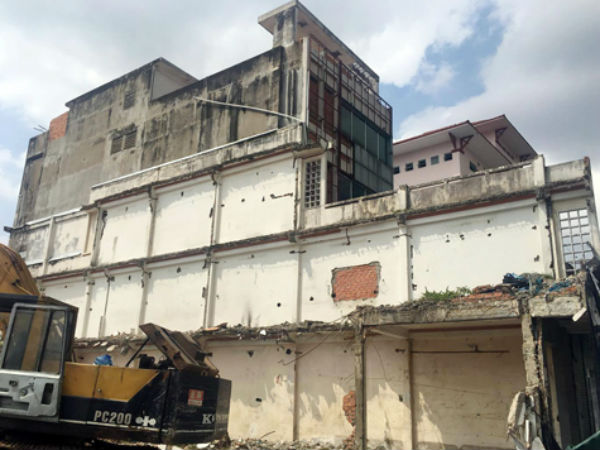 Trụ sở công ty nhà nước tại quận 1 bị cưỡng chế