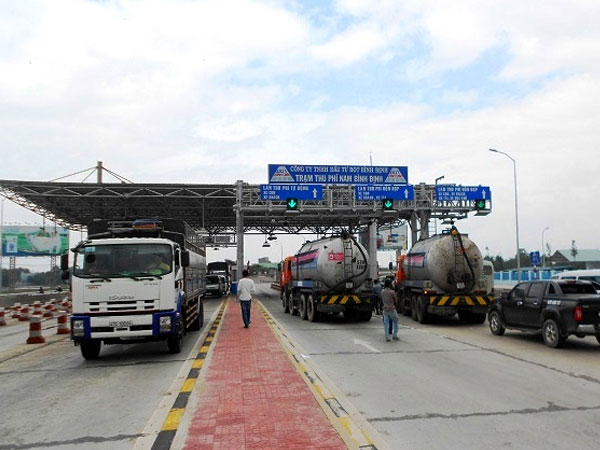 Đóng cửa nhà kho vì đi 1km đường BOT tính trả phí 100 triệu/tháng