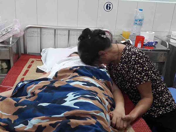 Hải Phòng: Một cô giáo tự tử vì bị chuyển trường vô cớ?