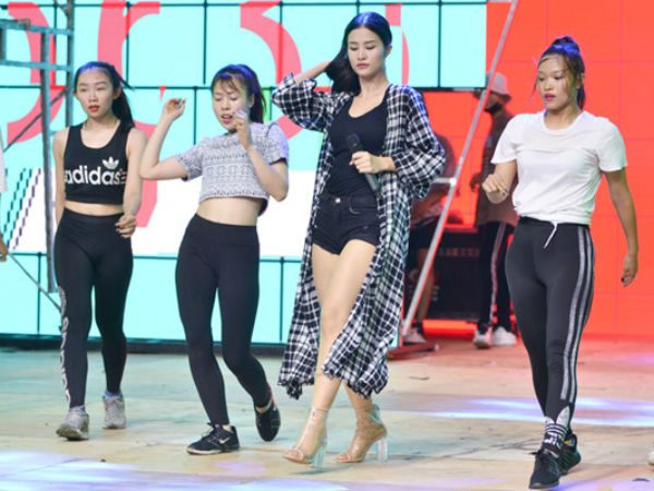 Đông Nhi khoe chân nuột tập luyện chung kết "Vietnam’s Next Top Model 2017"