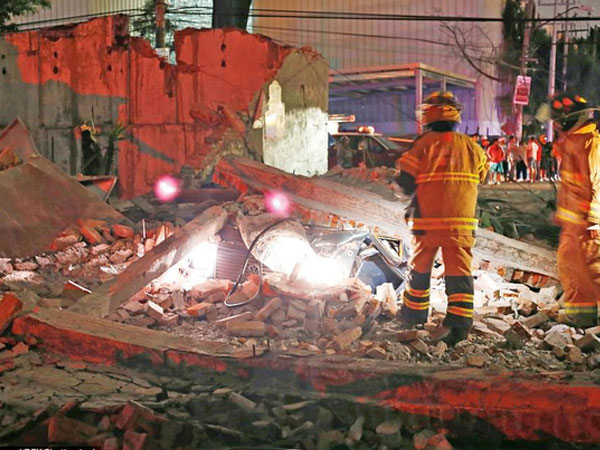 Số người thiệt mạng trong trận động đất 8,1 độ richter gần Mexico tăng mạnh, nhiều ngôi nhà bị phá hủy