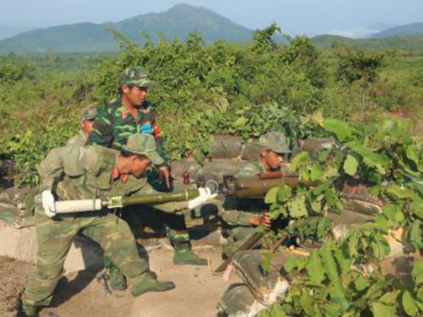 Súng chống tăng Việt Nam bắn đạn thật