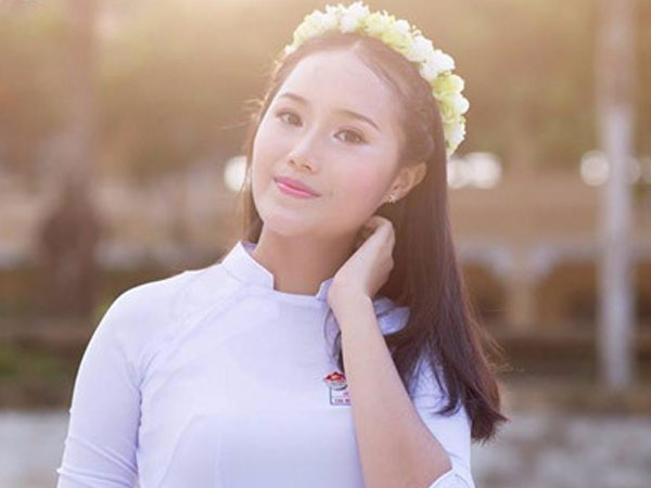 Nữ phó bí thư đoàn "nhà người ta" vừa xinh vừa giỏi
