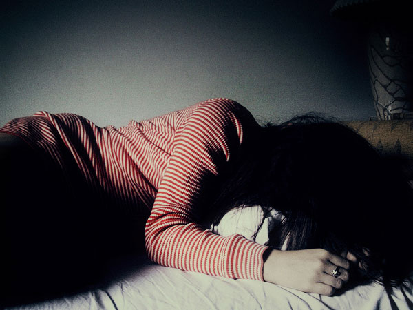 Cô gái "hóa điên" khi bị người yêu bỏ ngay khi vừa ra trường