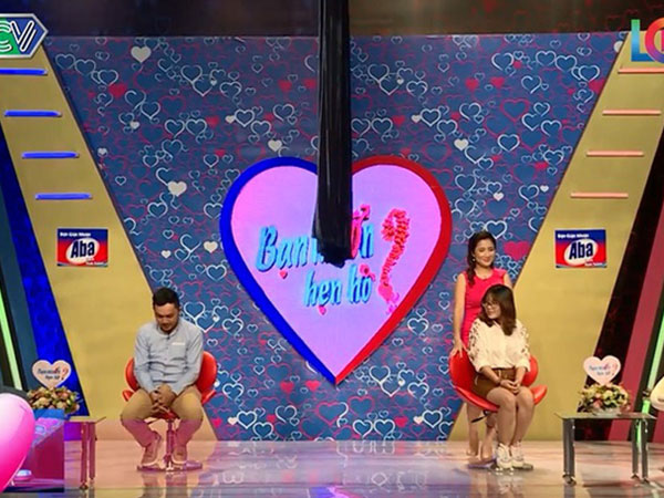 Bạn muốn hẹn hò: Khi tấm rèm kéo lên, chàng trai gần như "đứng hình" khi thấy cô gái