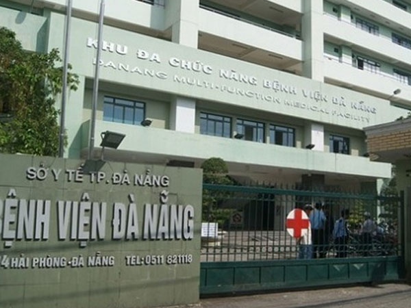 Để bệnh nhân chờ đợi, kíp trực tại bệnh viện Đà Nẵng bị kiểm điểm
