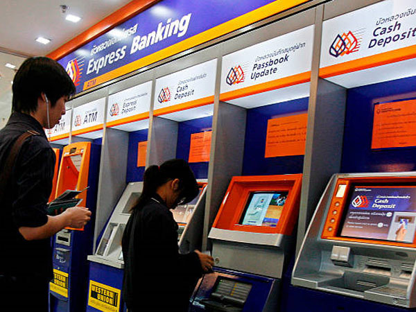 Nổ bom cây ATM để lấy cắp 15.000 USD ở Bangkok