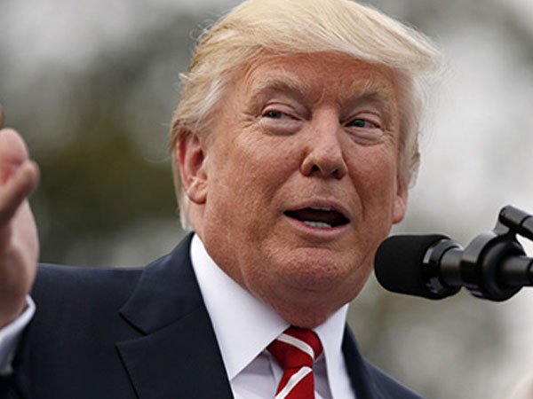 Toà án Tối cao Mỹ bảo vệ lệnh cấm nhập cảnh của Trump