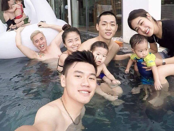 "Ba gia đình hot nhất mạng" khoe ảnh đi du lịch chung đáng yêu