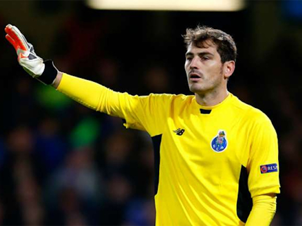Casillas san bằng kỷ lục của Ryan Giggs tại Champions League