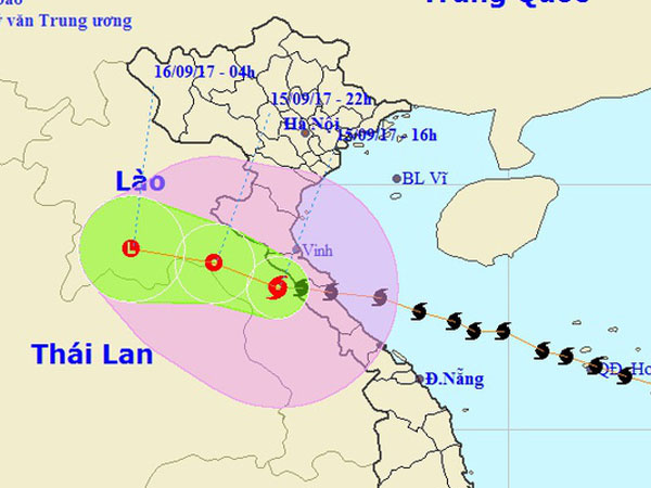 Bão số 10 di chuyển sang Lào, miền Trung tiếp tục mưa lớn