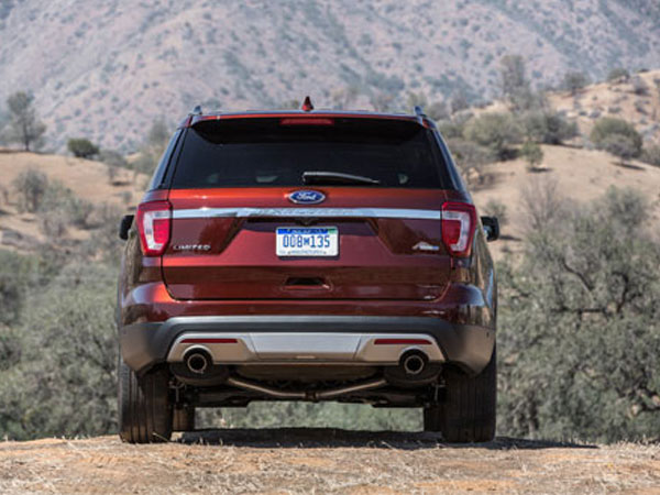 Ford dính bê bối ém thông tin khí xả lọt vào cabin Explorer