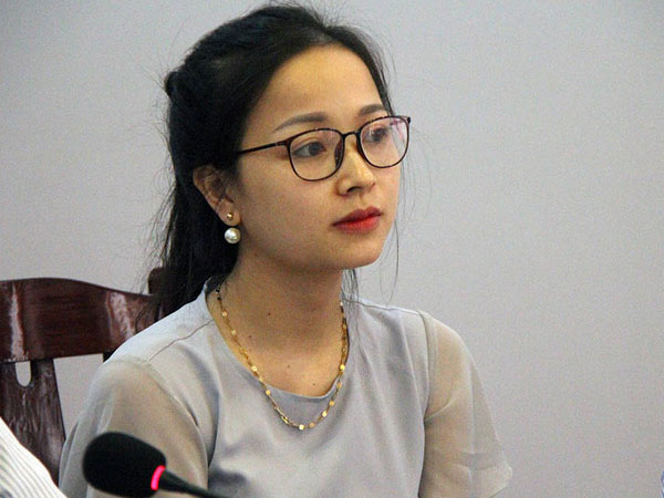 Hotgirl BOT bất ngờ xuất hiện, đối thoại với doanh nghiệp