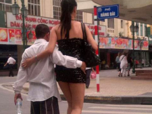 Mẫu đàn ông lý tưởng của phụ nữ là những anh chàng lùn?