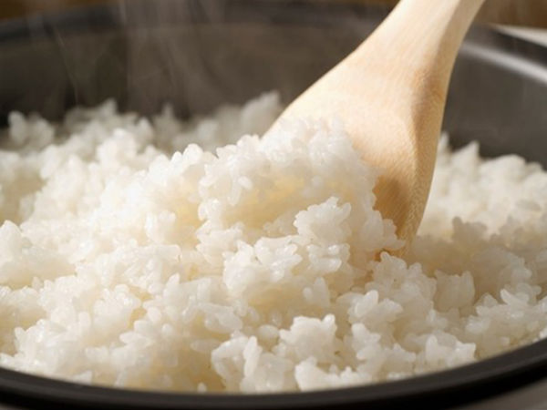 Có nên hâm nóng lại cơm thừa để ăn không?