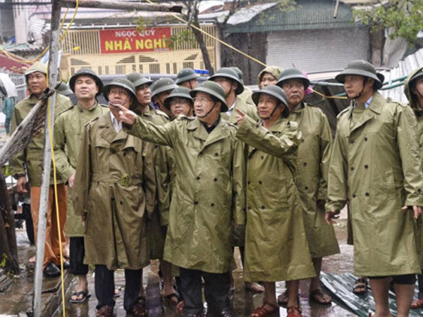 “Hà Tĩnh không được chủ quan sau bão số 10”