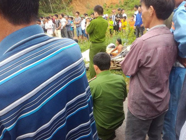 Hai người ở Nghệ An bị điện giật chết sau cơn bão số 10