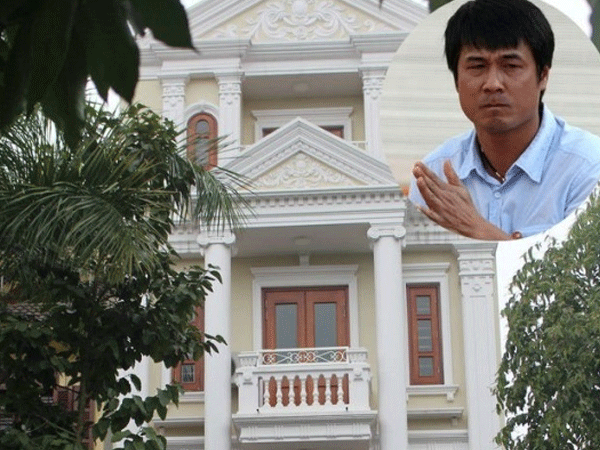 Sự thật về cơ ngơi bạc tỉ và người vợ 'một nắng hai sương' của HLV Hữu Thắng