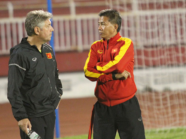 Ông Jurgen Gede nói có sai đâu mà đòi đuổi?