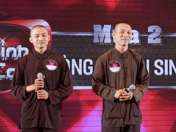 2 "sư thầy triệu view" thi Tuyệt đỉnh song ca là mạo nhận