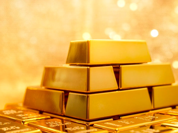 Giá vàng trong nước giảm theo thế giới