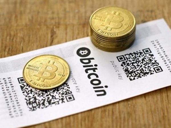 Giá Bitcoin lại vượt 4.000 USD
