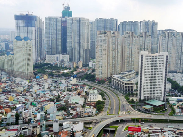 Cao ốc Sài Gòn đang "bóp nghẹt" giao thông