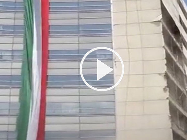 Video: Tiếng la hét thất thanh trong động đất ở Mexico