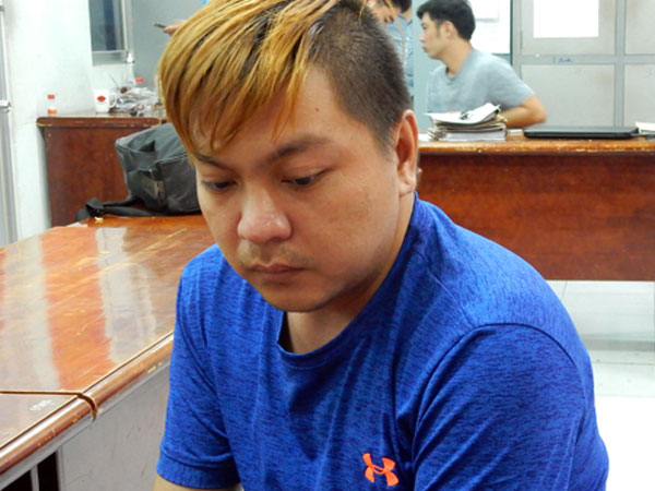 Chán bạn tình đồng tính, gã trai ở Sài Gòn cướp xe SH