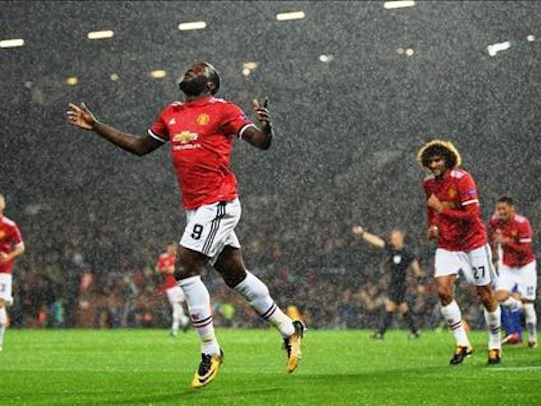 Lukaku lên tiếng với CĐV MU sau khi bị "phân biệt chủng tộc"