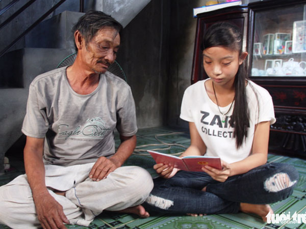 Thiếu nữ thất học vì... giấy khai sinh bị nhầm là "nam"