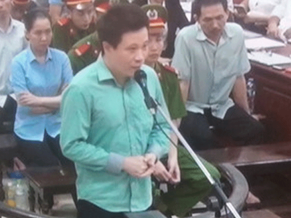 Hà Văn Thắm muốn để vợ ở tù vì "ở tù sướng hơn ở ngoài"