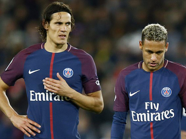 Cavani chê triệu bảng, không nhường Neymar đá phạt