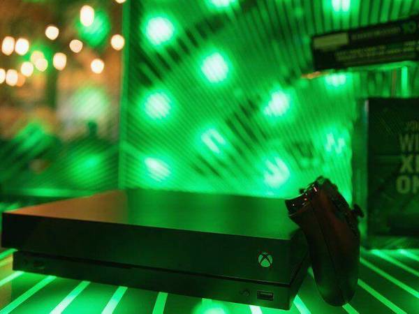 Đánh giá về Xbox One X của các game thủ sau thử nghiệm đầu tiên