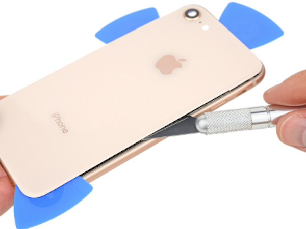 Mặt kính iPhone 8 đắt hơn cả màn hình
